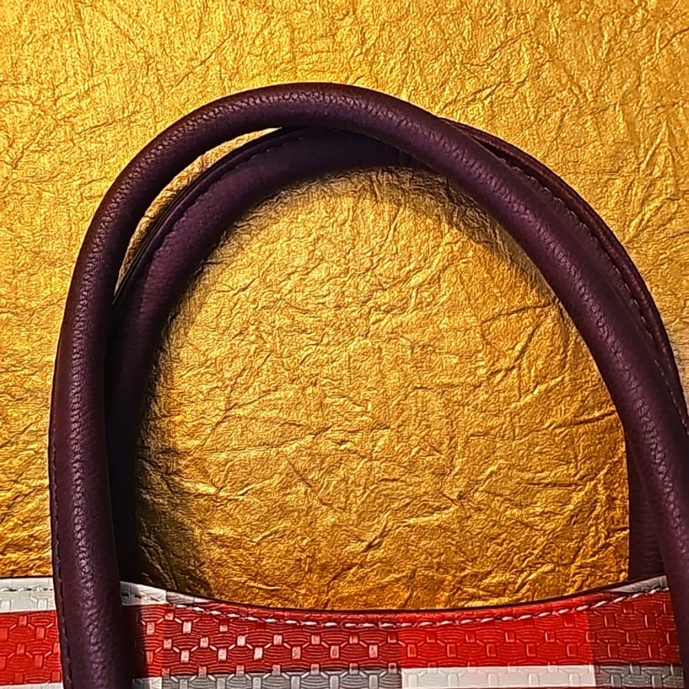 Handbag - Picture 8 of 16